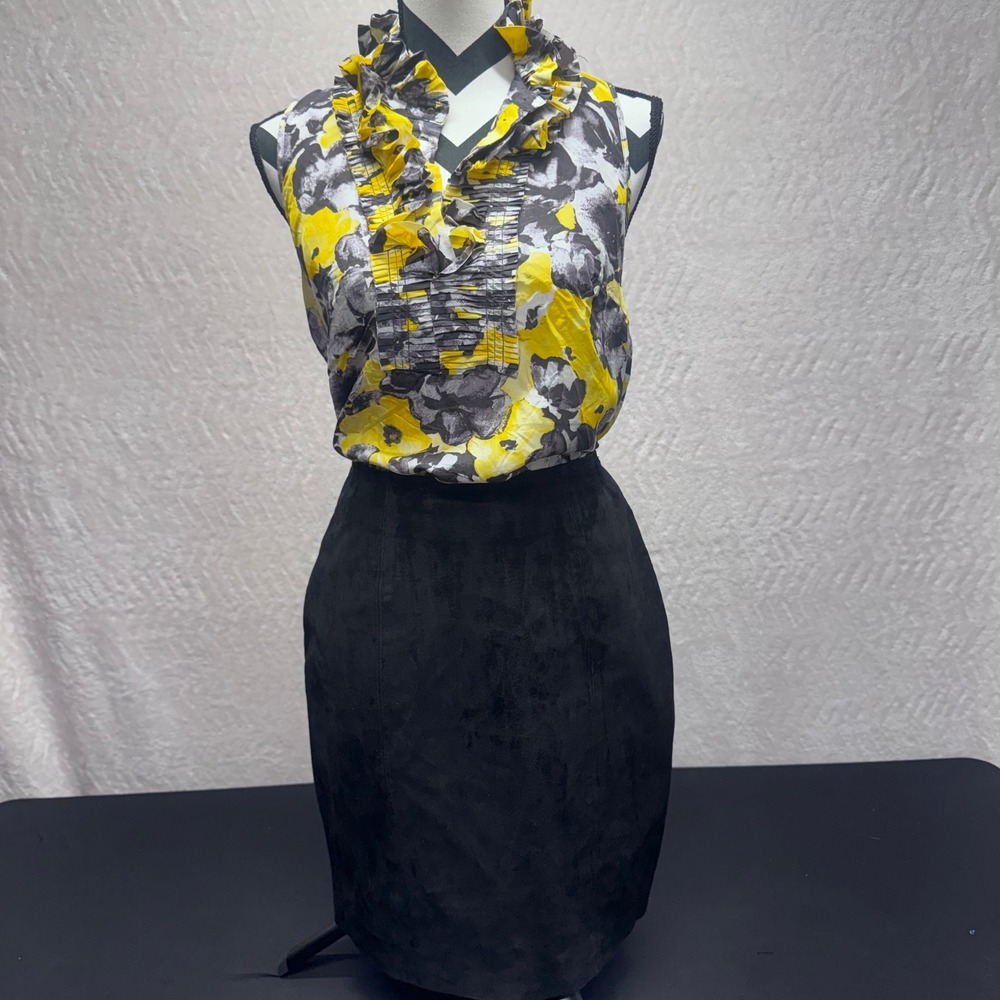 Vintage Wilsons Leather Black Suede Pencil Skirt Womens Size 10 Straight Mini